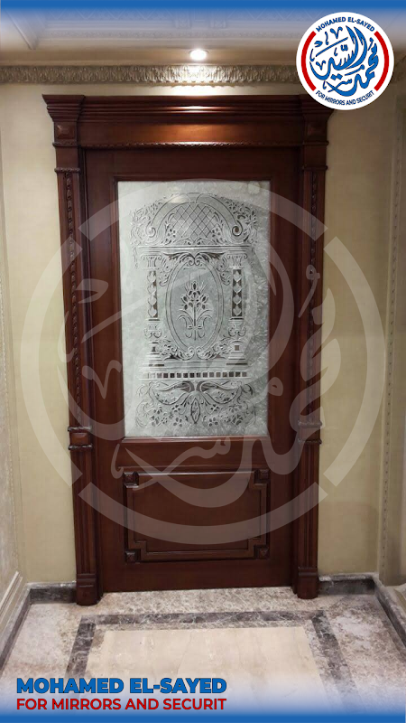 الحفر علي الزجاج