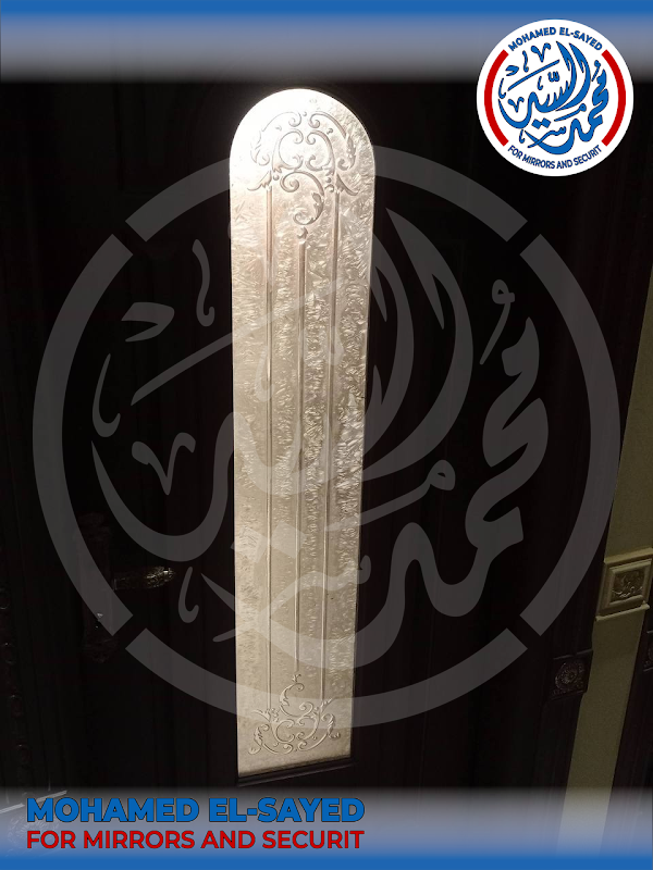الحفر علي الزجاج